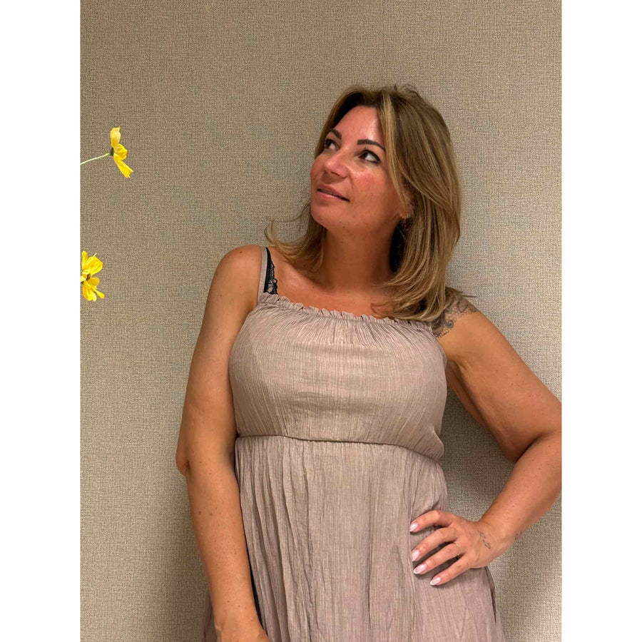 Jurk Cici Taupe elegante damesjurk in taupe kleur